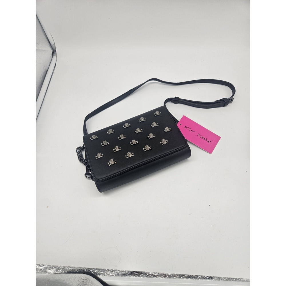 Betsey Johnson Skull Studded Convertible Crossbody Bag Clutch Black and Silver
